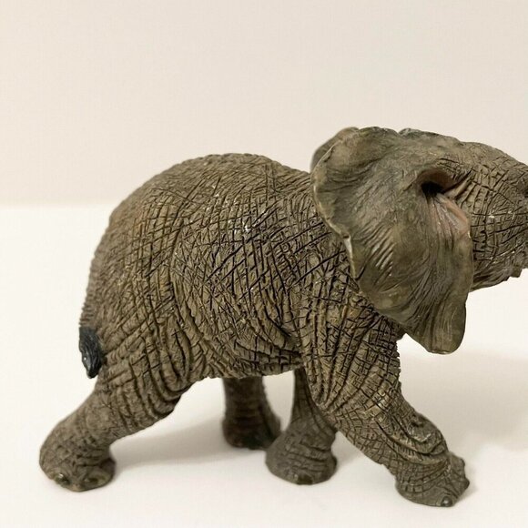 Vintage Elephant Resin Figurine 4.5 Inch Long Figure - Picture 7 of 16